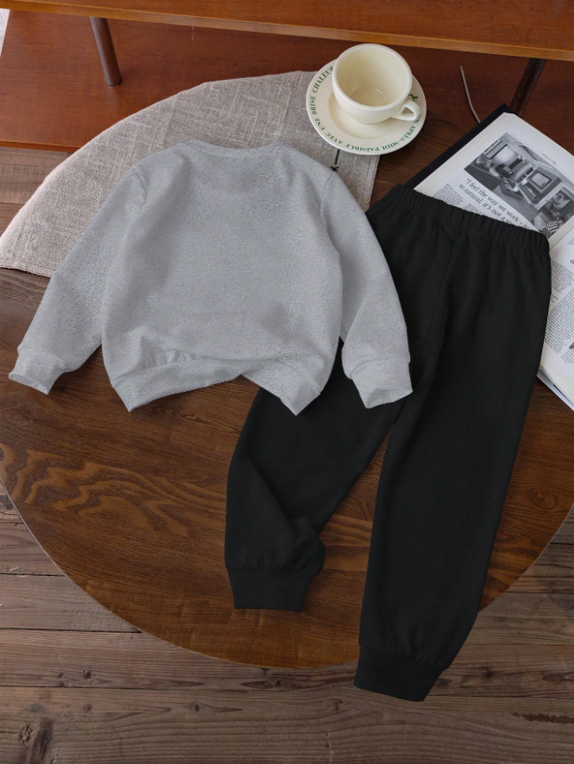 SHEIN Set de 2 piezas Estilo informal, deportivo y colegial para niño